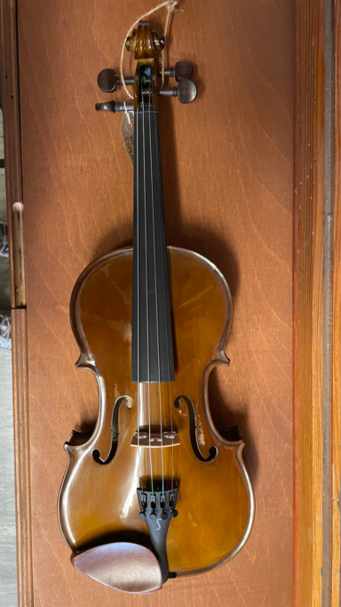 Stentor Student I Violin (3/4 Size) - £179.00 (Includes Bow and Case)